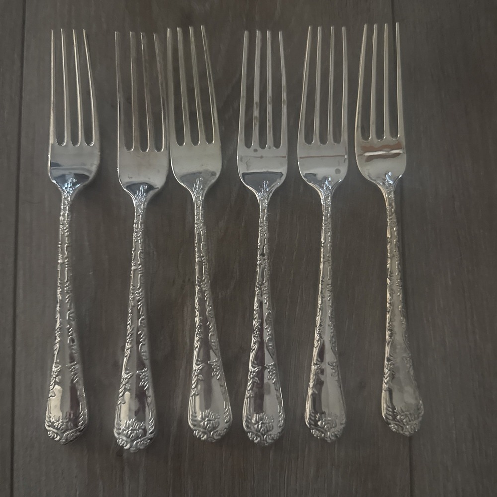 Wm Rogers & Son International Silver Silverplate Enchanted Rose 6 Dinner‎ Forks